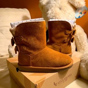 UGG boots by Koolaburra for girls ( size 2)
